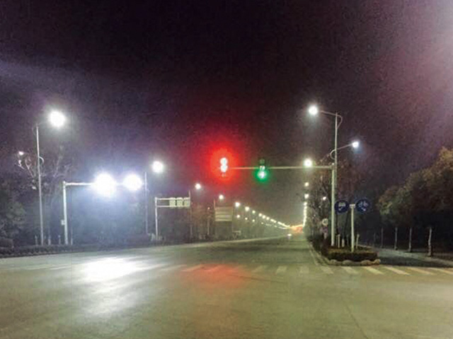 徐州閩江路125W，UST路燈效果